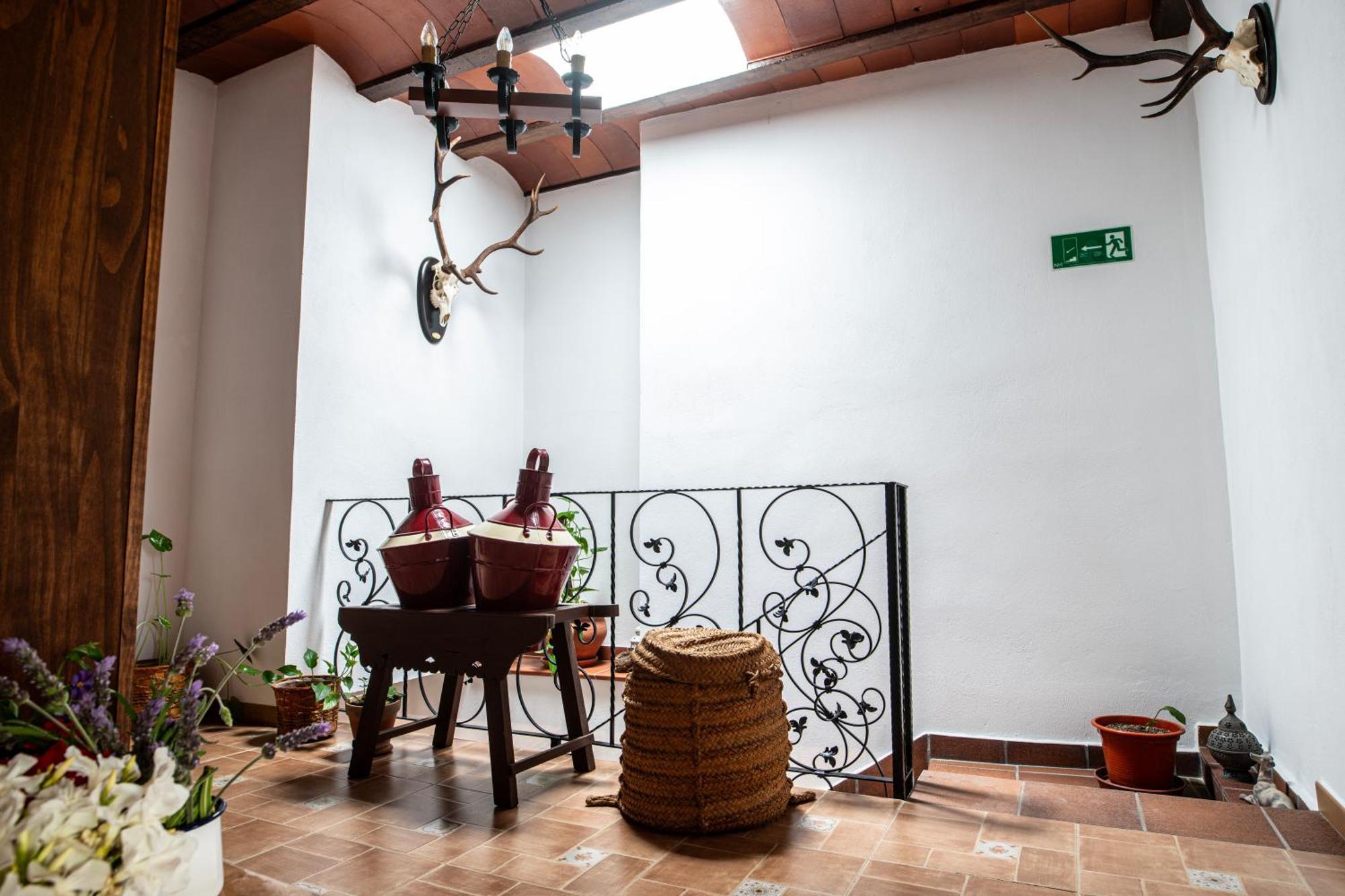 Alojamiento Turistico Loma Alta Cambil 外观 照片
