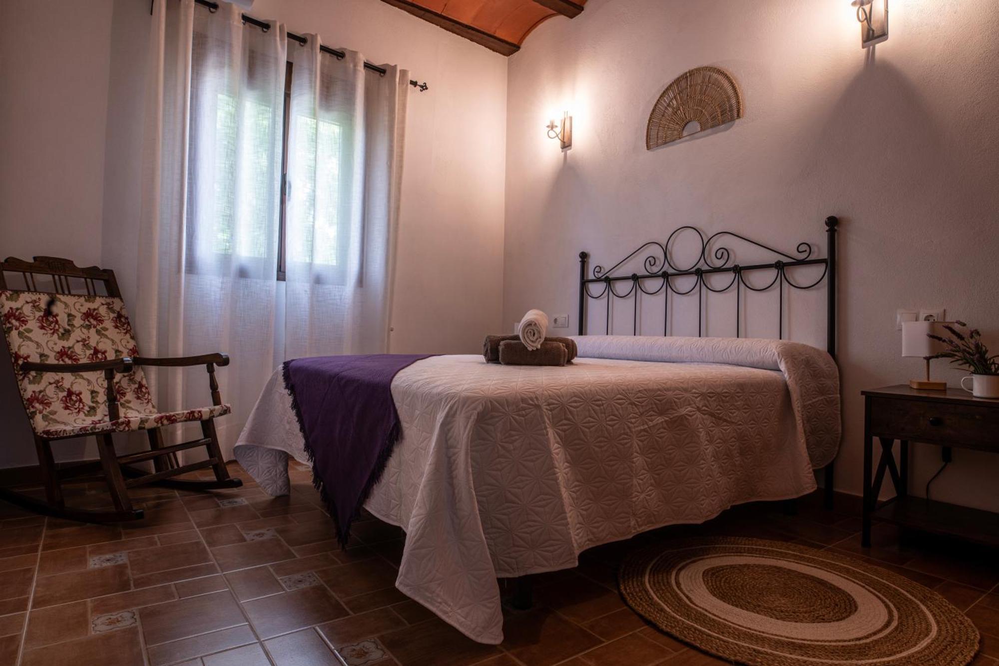 Alojamiento Turistico Loma Alta Cambil 外观 照片