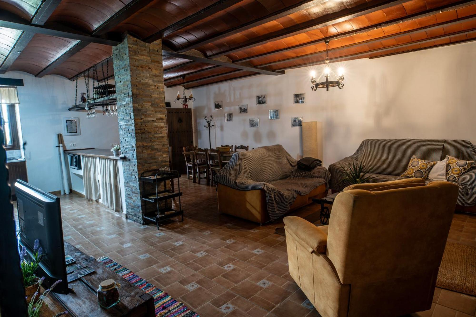 Alojamiento Turistico Loma Alta Cambil 外观 照片