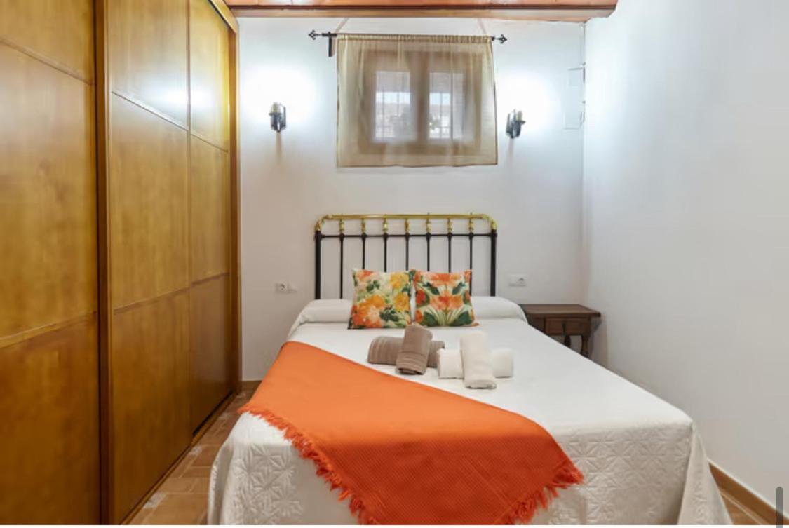 Alojamiento Turistico Loma Alta Cambil 外观 照片
